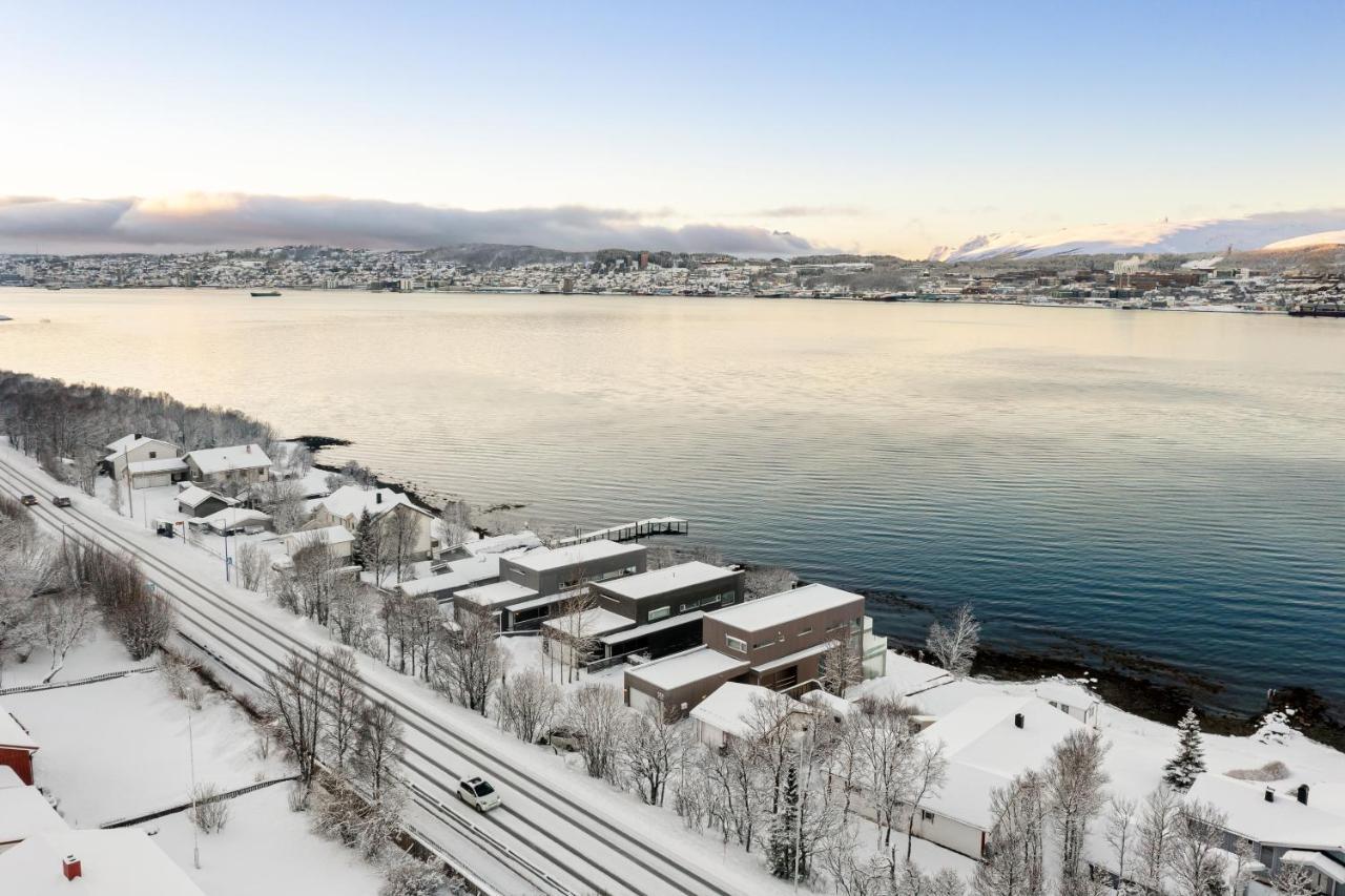 Oceanfront Penthouse Duplex Wamazing View! Lägenhet Tromsø Exteriör bild